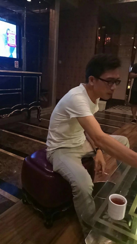 期待缘分的第一张照片--昆明相亲服务中心