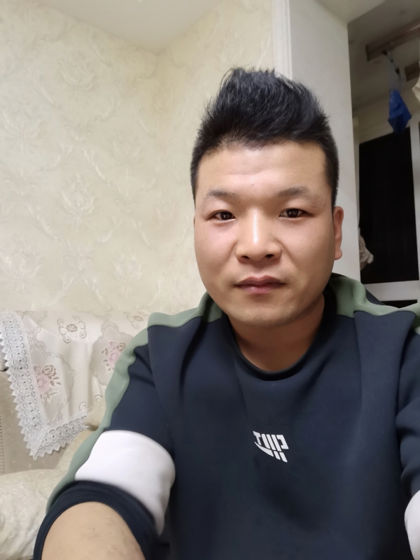 小猪猪的第一张照片--昆明相亲服务中心