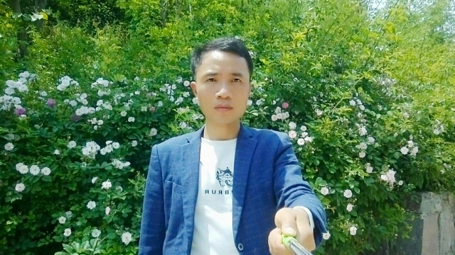 一生何求的第一张照片--昆明相亲服务中心