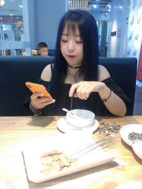 程程的第一张照片--昆明相亲服务中心