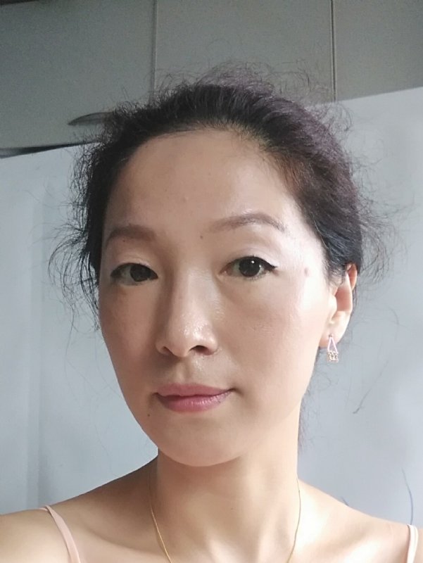 彼岸花的第一张照片--昆明相亲服务中心