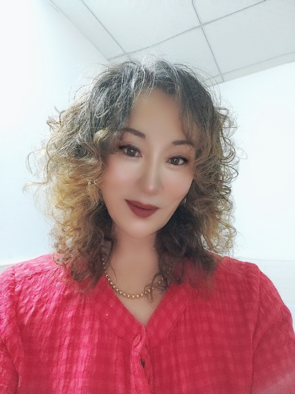 燕子的第一张照片--昆明相亲服务中心