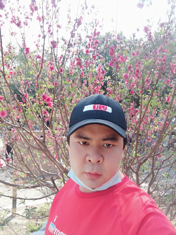 真心交友的第一张照片--昆明相亲服务中心