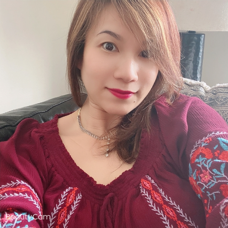 蜜儿的第一张照片--昆明相亲服务中心