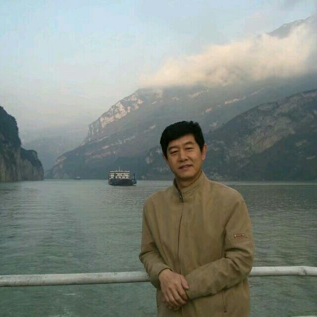 优秀善良1.78的第一张照片--昆明相亲服务中心