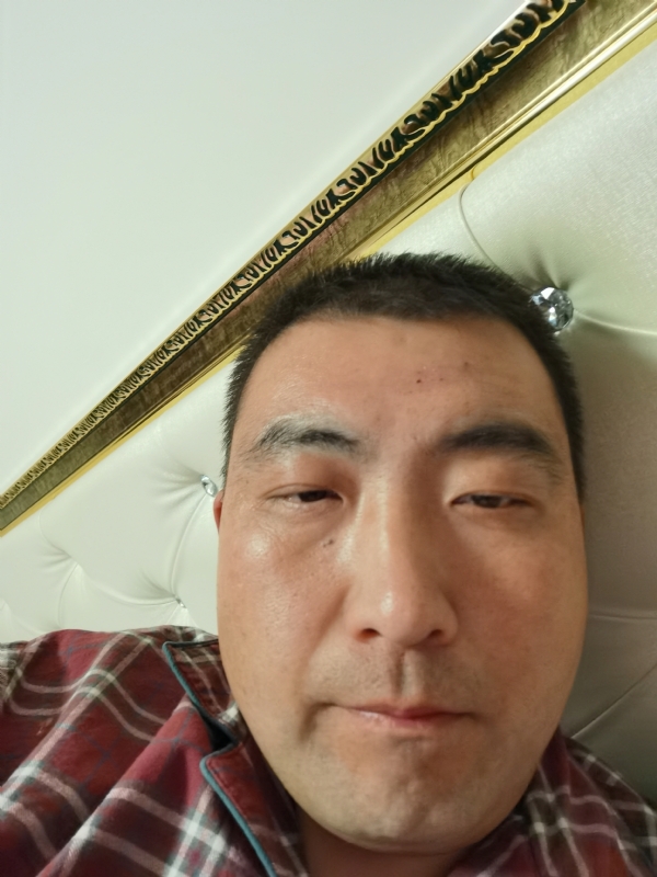 紫夜的第一张照片--昆明相亲服务中心