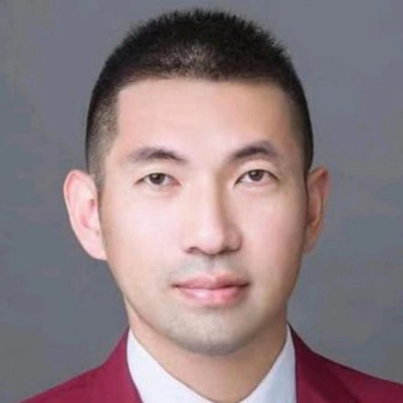 行者李的第一张照片--昆明相亲服务中心