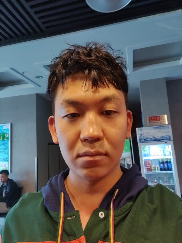 文哈哈的第一张照片--昆明相亲服务中心