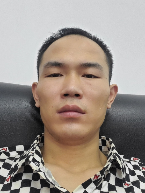 卷卷有爷名的第一张照片--昆明相亲服务中心