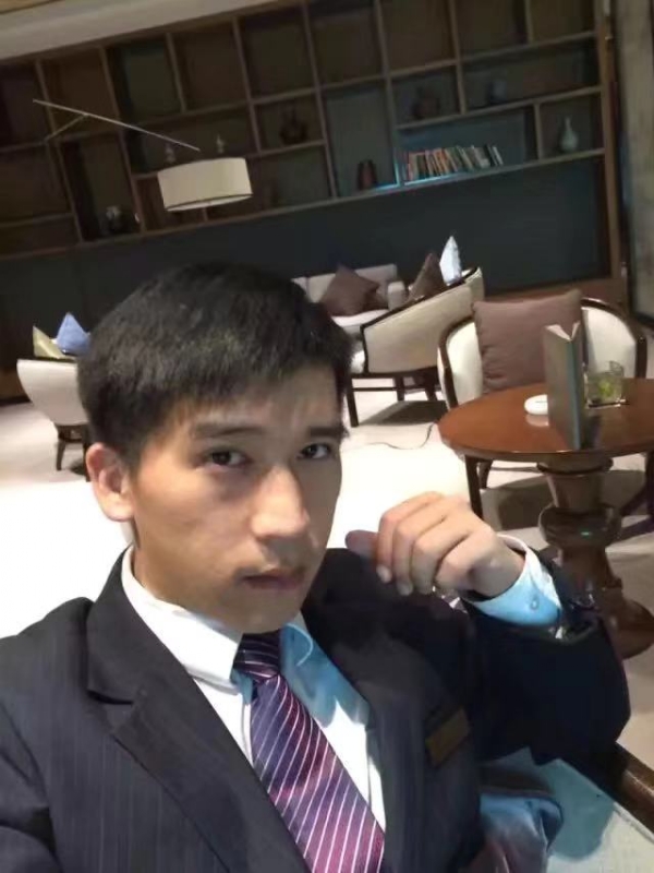 一条孤独的鱼的第二张照片--昆明相亲服务中心