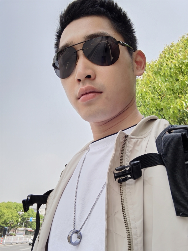 残花落陌,的第一张照片--昆明相亲服务中心