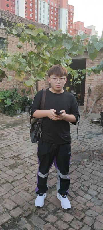 辛禹的第二张照片--昆明相亲服务中心