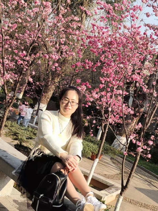 Nancy的第一张照片--昆明相亲服务中心