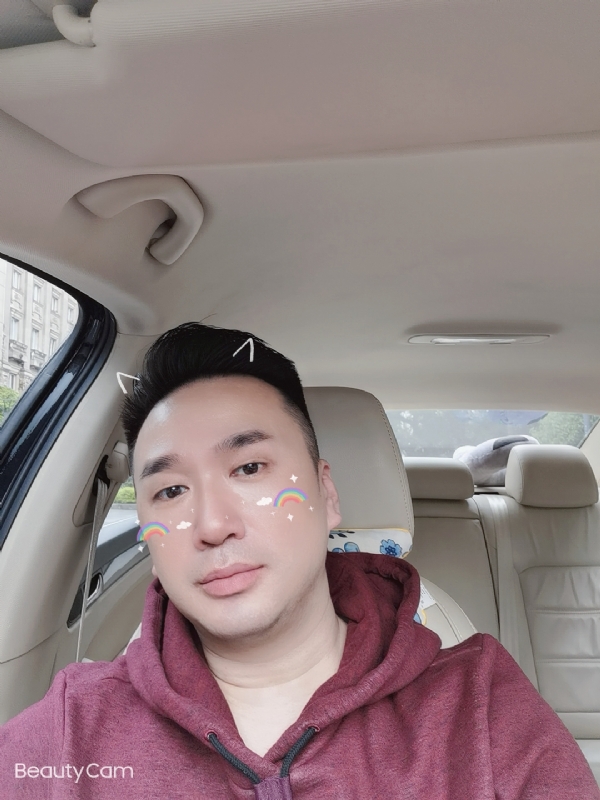 庭菘的第一张照片--昆明相亲服务中心