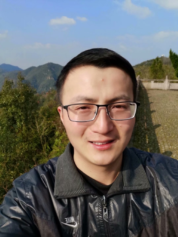 杨先生的第一张照片--昆明相亲服务中心