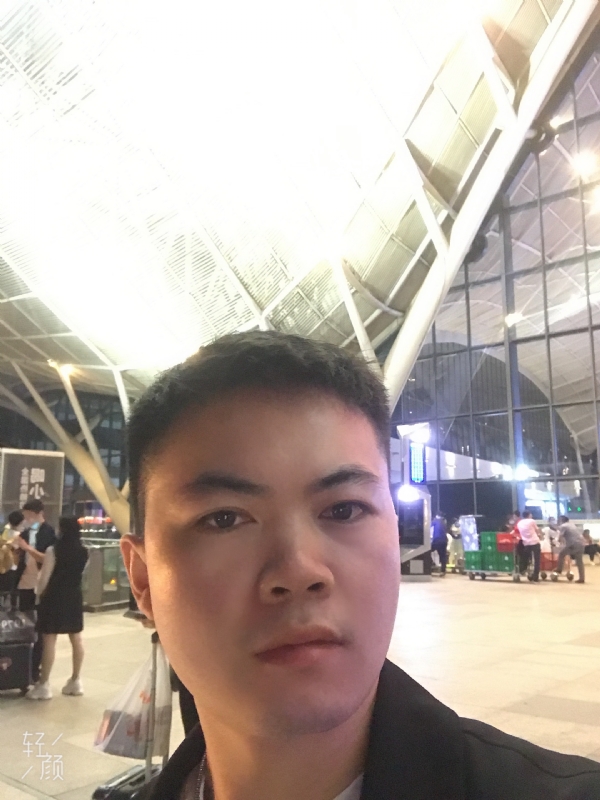 骑马的快乐的第一张照片--昆明相亲服务中心