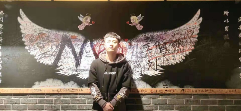 水彩画师的第一张照片--昆明相亲服务中心