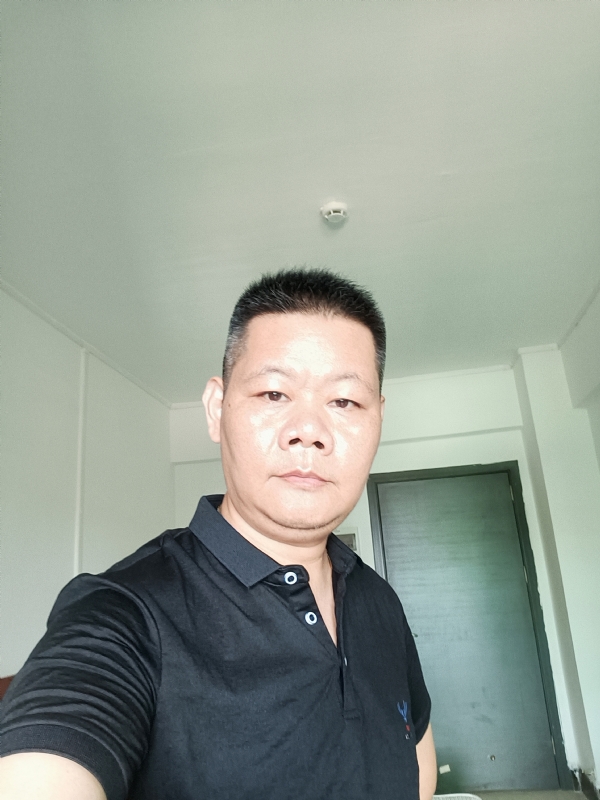 XAUXU的第一张照片--昆明相亲服务中心