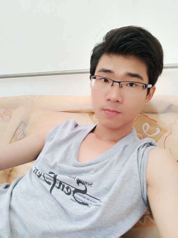 南国大帝的第一张照片--昆明相亲服务中心