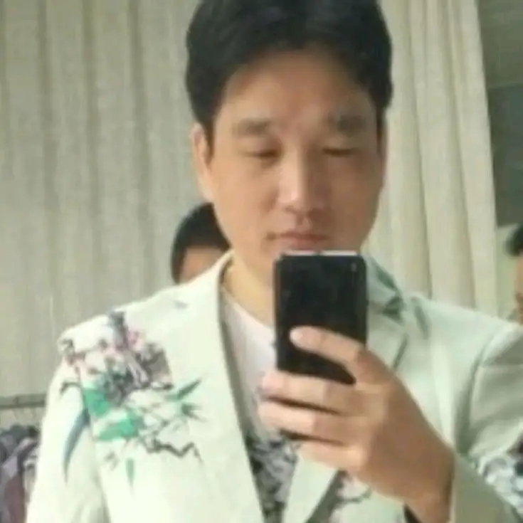 雪山飞狐的第一张照片--昆明相亲服务中心