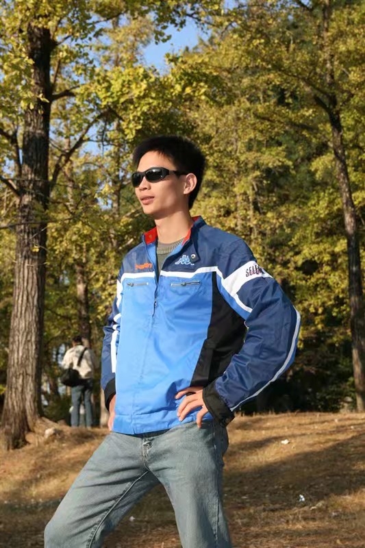 以为你而来的第一张照片--昆明相亲服务中心