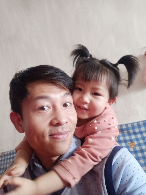 东京塔的第一张照片--昆明相亲服务中心