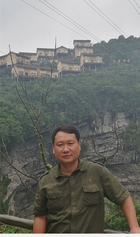 迷彩人生的第一张照片--昆明相亲服务中心