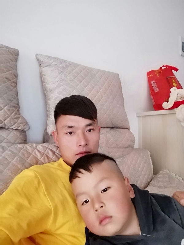 我若成魔的第一张照片--昆明相亲服务中心