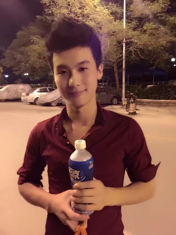 皮特王的第三张照片--昆明相亲服务中心