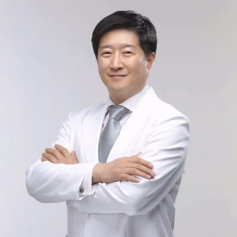 王伟的第三张照片--昆明相亲服务中心