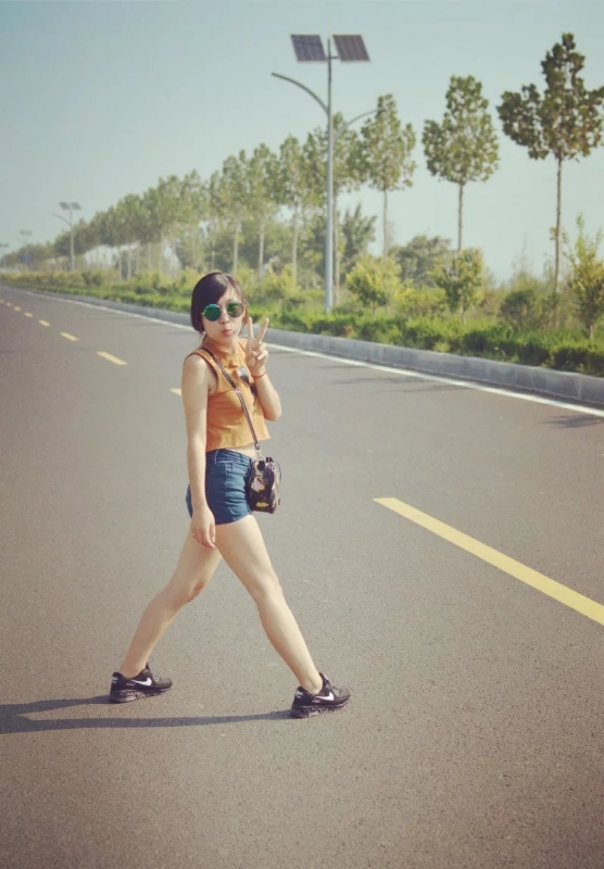 尤尤的第一张照片--昆明相亲服务中心