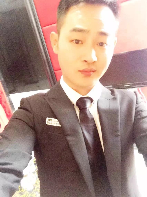 富强的第二张照片--昆明相亲服务中心