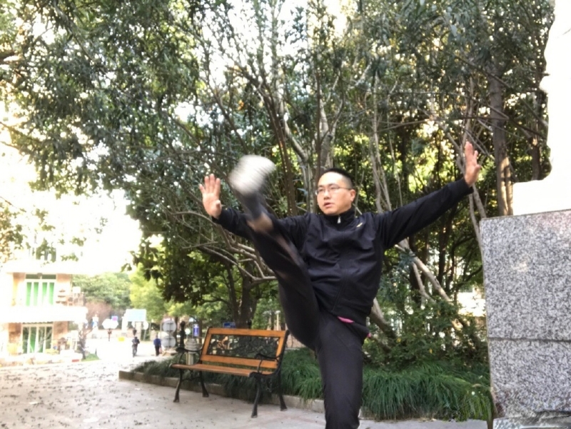 自故深情好受伤的第三张照片--昆明相亲服务中心