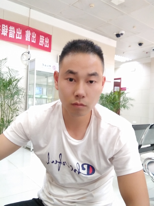 小少的第二张照片--昆明相亲服务中心