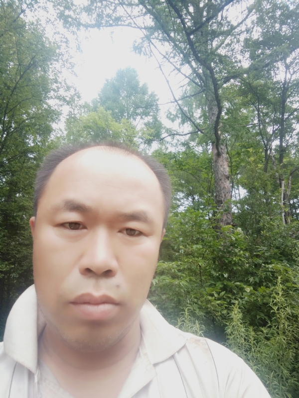 永恒的第一张照片--昆明相亲服务中心