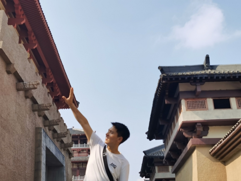 咸鱼不闲的第一张照片--昆明相亲服务中心