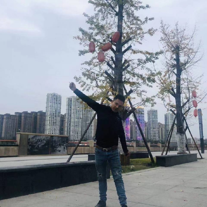 空空的房间的第一张照片--昆明相亲服务中心