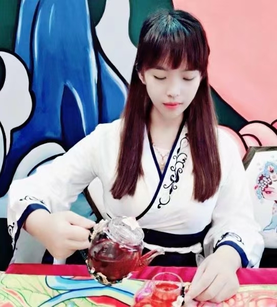 小玉的第一张照片--昆明相亲服务中心