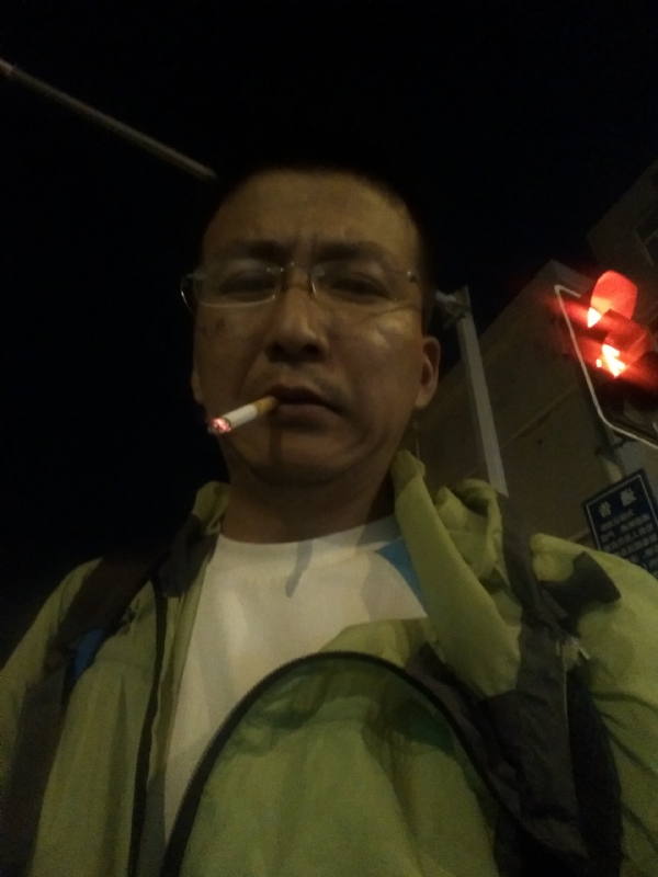 认真的生活的第一张照片--昆明相亲服务中心