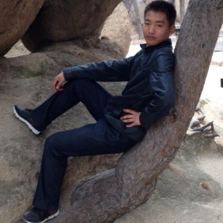 哥不帅但很坏的第一张照片--昆明相亲服务中心