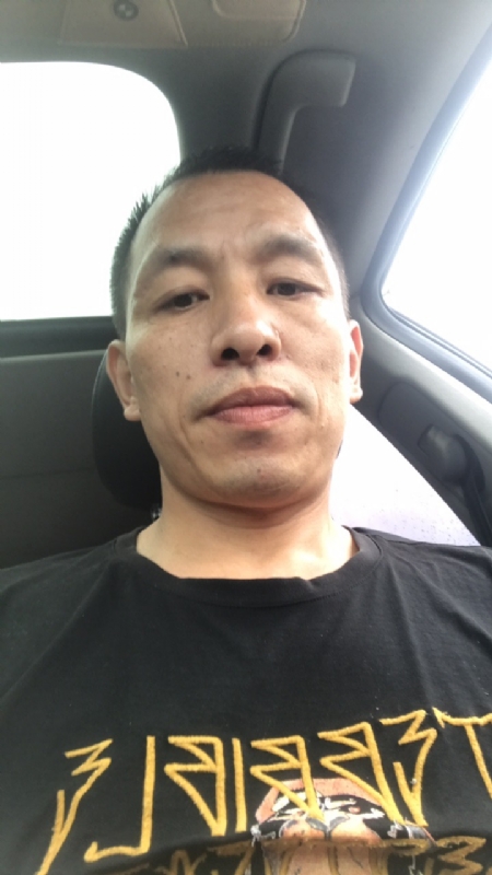 迷茫的第一张照片--昆明相亲服务中心