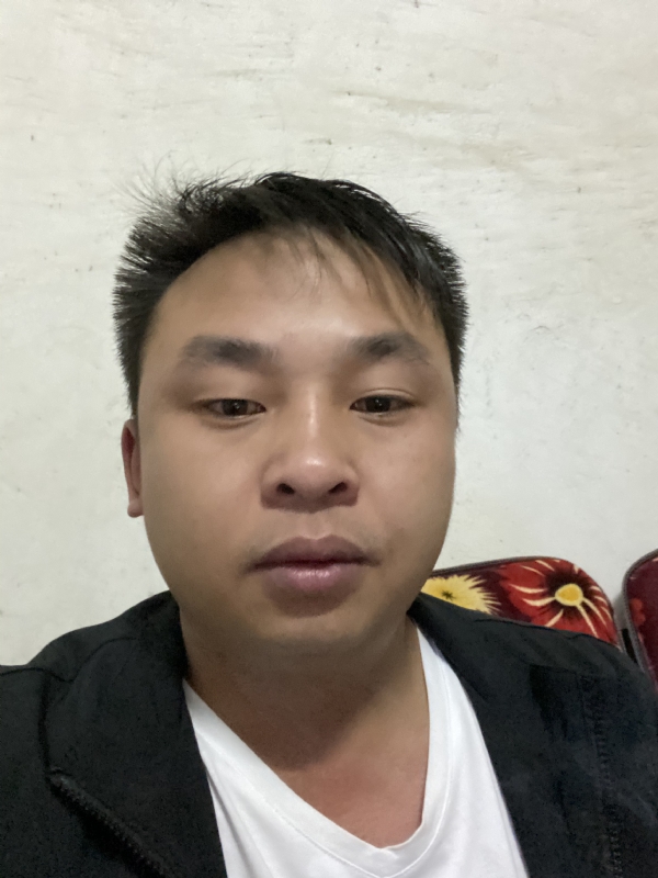 啊呜的第一张照片--昆明相亲服务中心