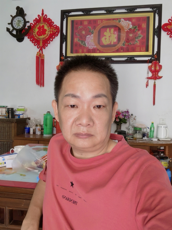 飞天的第一张照片--昆明相亲服务中心