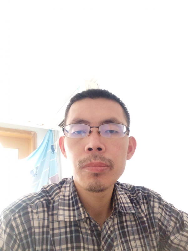 芳华的第一张照片--昆明相亲服务中心