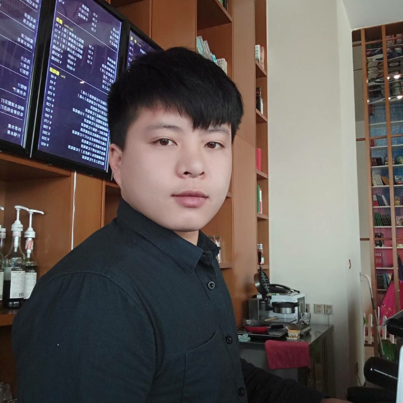 帅被人打的第一张照片--昆明相亲服务中心