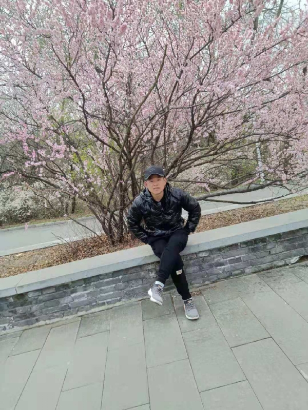 寻找幸福的第一张照片--昆明相亲服务中心