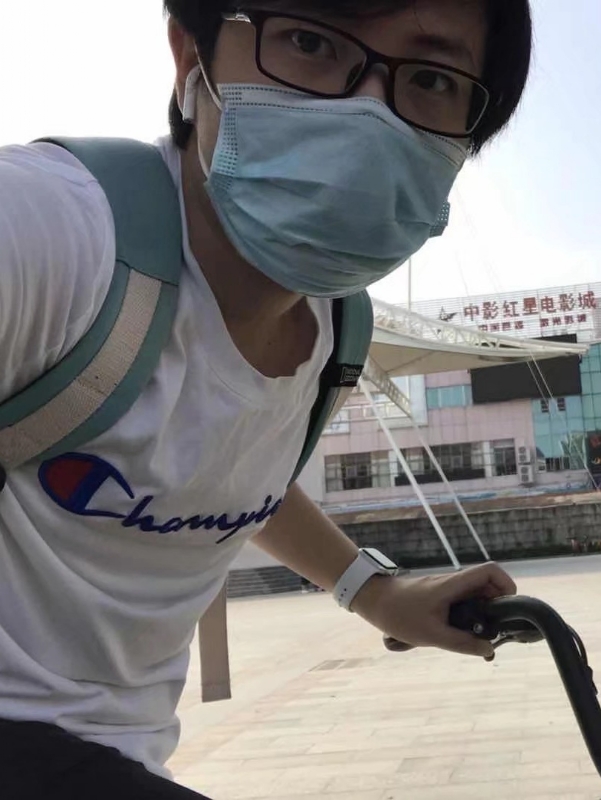 丁先生的第二张照片--昆明相亲服务中心