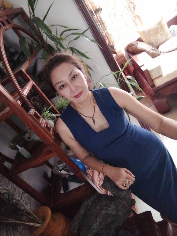 1975珠砂痣的第二张照片--昆明相亲服务中心