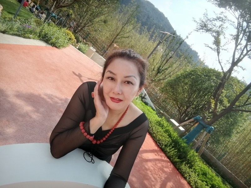 珠砂痣的第二张照片--昆明相亲服务中心