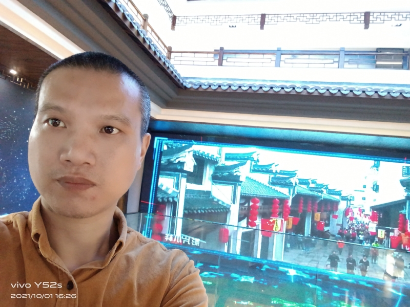 云中漫步的第一张照片--昆明相亲服务中心